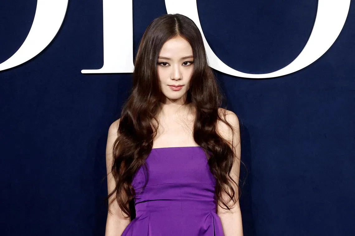 Jisoo released her solo album, Me, on March 31, which swiftly climbed the charts around the world. 