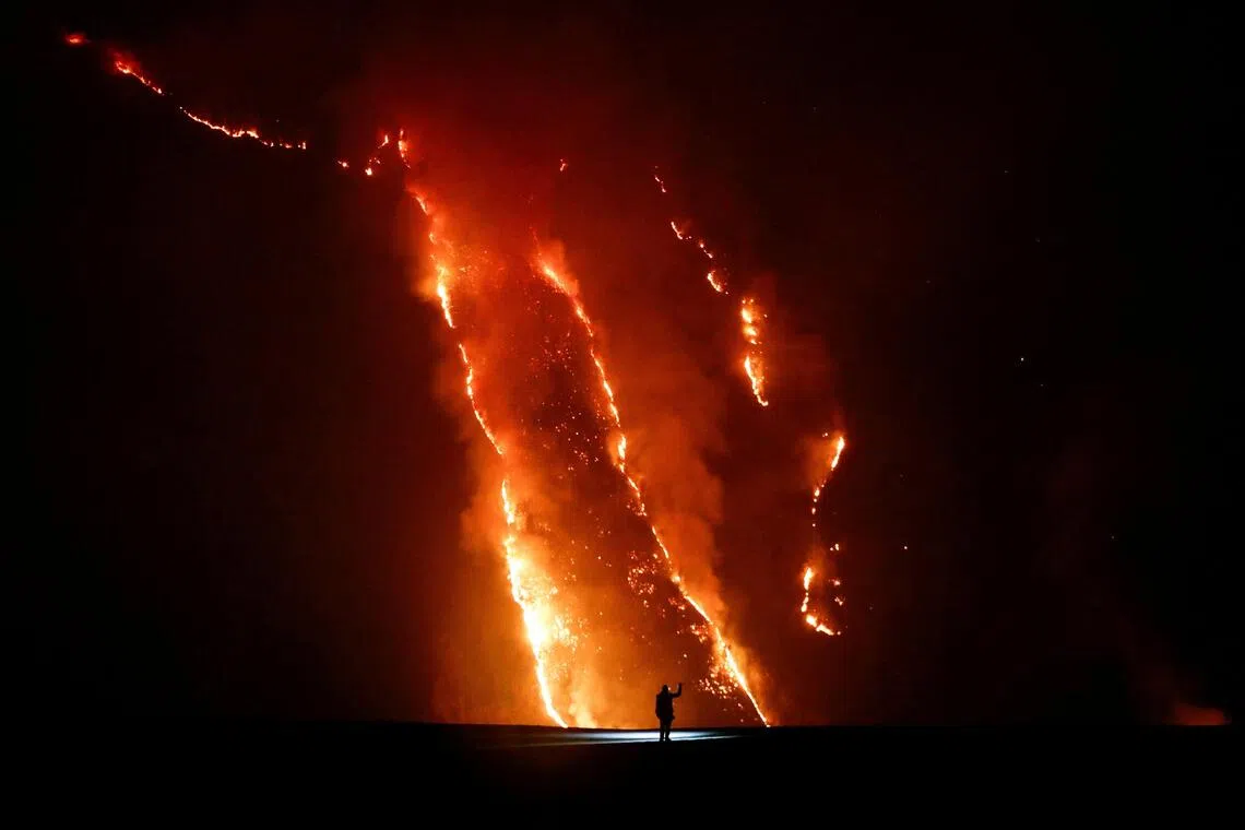 Indonesia closes all access to Mount Bromo as wildfire expands
