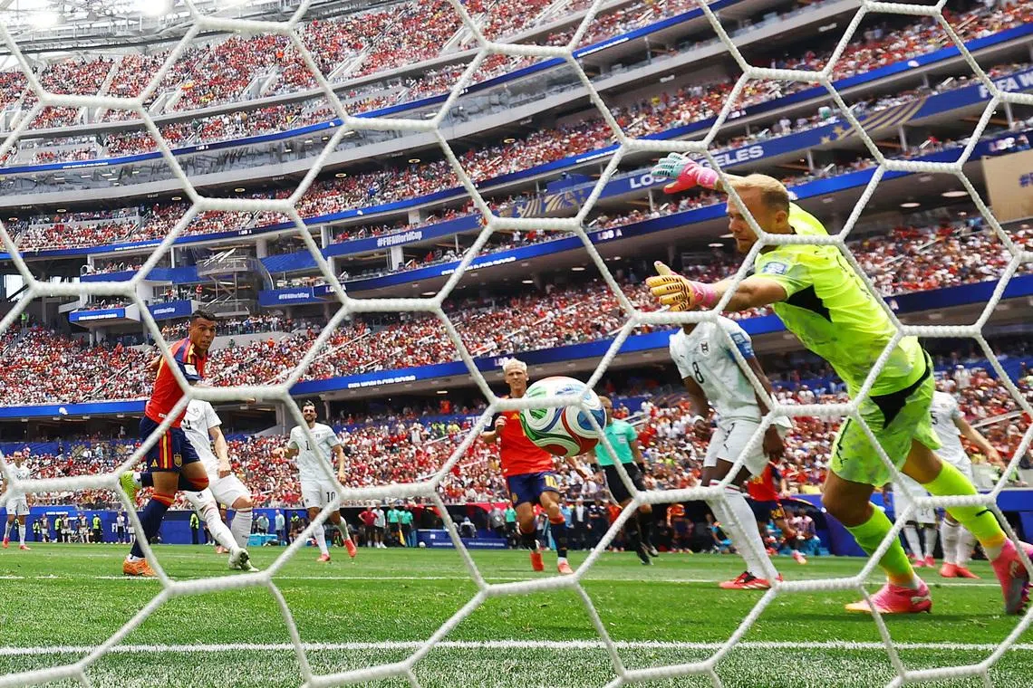 Soccer Football - FIFA World Cup 2026 - Round of 32 - Spain v Austria - Los Angeles Stadium, Inglewood, California, U.S. - July 2, 2026 Spain's Pedro Porro scores their second goal REUTERS/Lisi Niesner