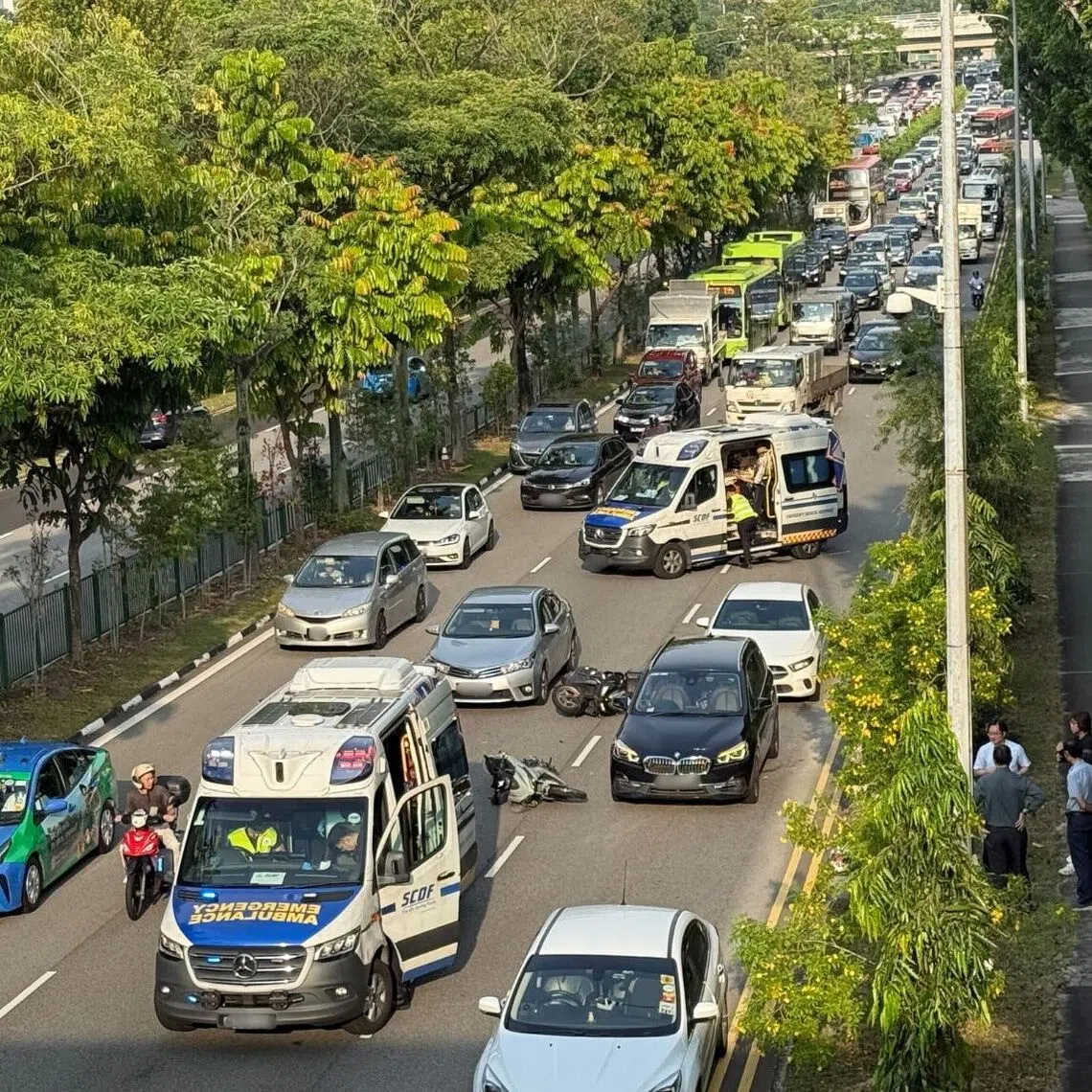 The accident caused traffic to be backed up all the way to the Central Expressway. 
