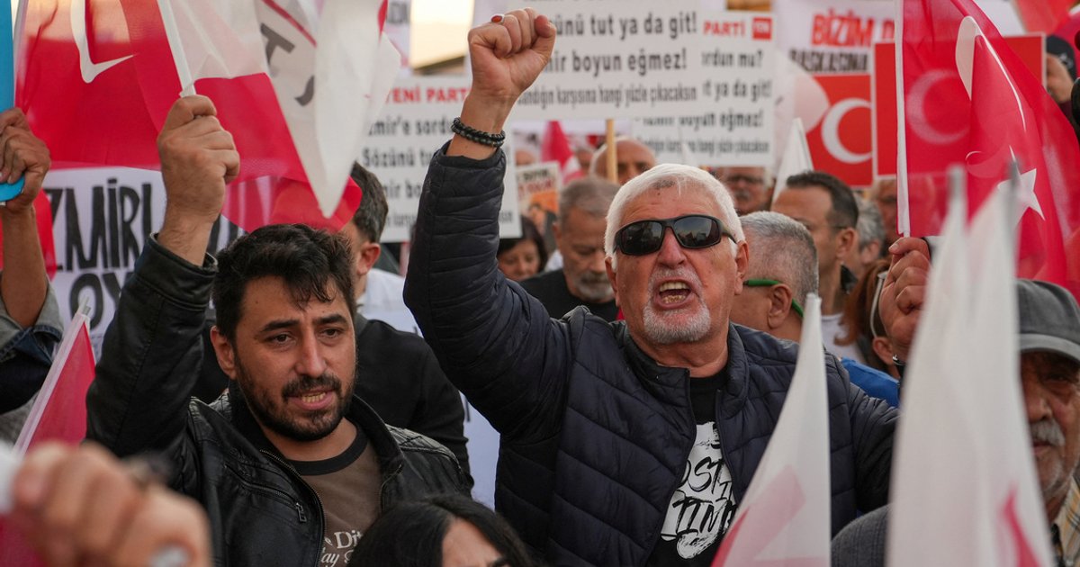 Turkish opposition backs voters to reject government 'coercion'