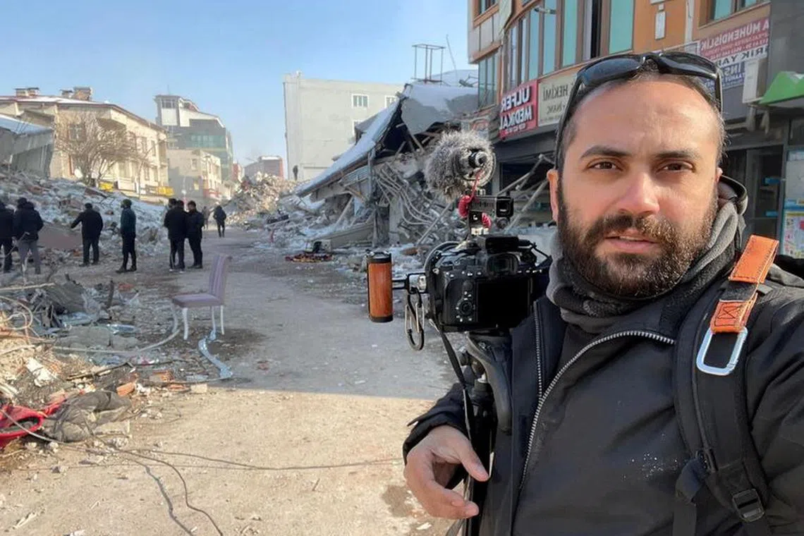 FILE PHOTO: Reuters' journalist Issam Abdallah takes a selfie picture while working in Maras, Turkey, February 11, 2023. REUTERS/Issam Abdallah