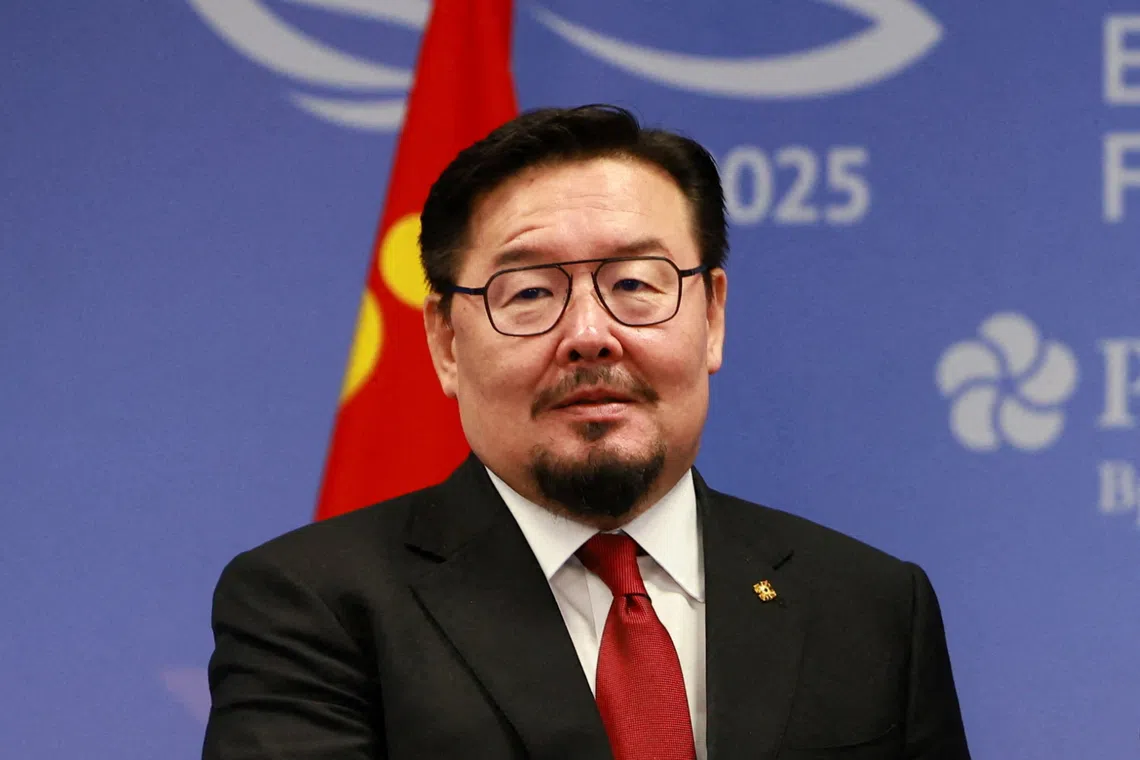 Lawmakers on Oct 17 voted for the dismissal of Mongolian Prime Minister Gombojav Zandanshatar.