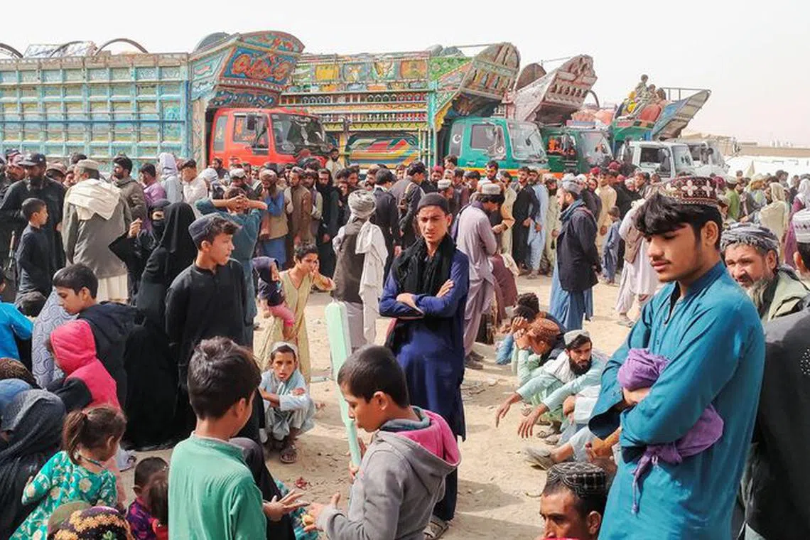 Afghan citizens gather to get their registrations to cross into Afghanistan, after Pakistan gives the last warning to undocumented immigrants to leave, at the Friendship Gate of Chaman Border Crossing along the Pakistan-Afghanistan Border in Balochistan Province, in Chaman, Pakistan November 1, 2023. REUTERS/Saeed Ali Achakzai