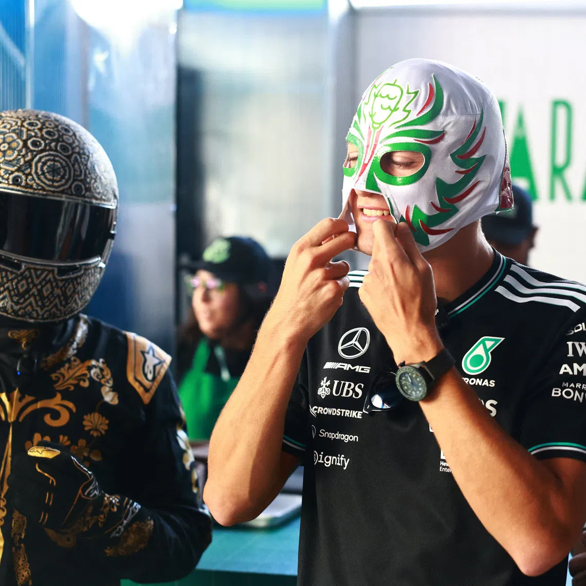 Formula One F1 - Mexico Grand Prix - Autodromo Hermanos Rodriguez, Mexico City, Mexico - October 23, 2025 Mercedes' George Russell is pictured wearing a wrestling mask ahead of the Mexico Grand Prix REUTERS/Raquel Cunha