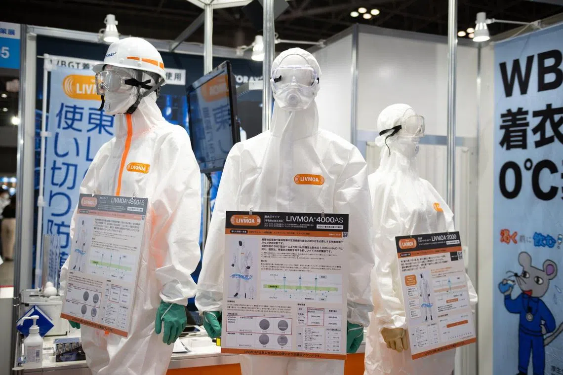 Heat protective clothing from Toray Industries on display at the Heat Solution Expo in Tokyo on July 26.