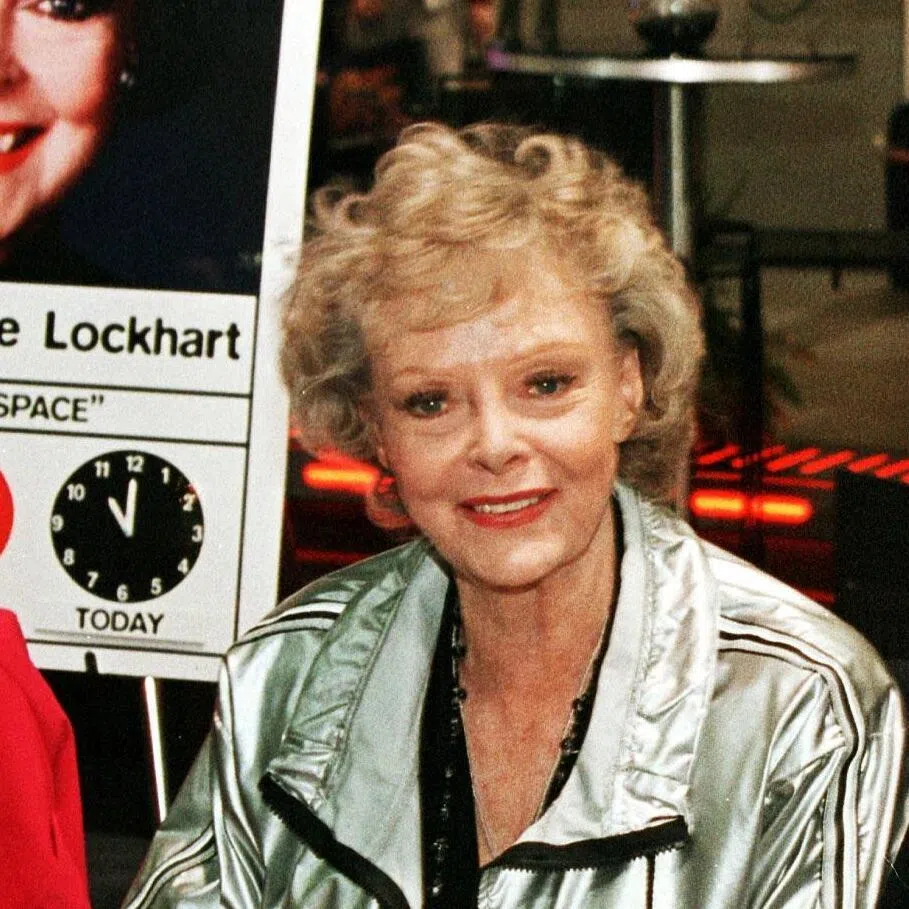 Lockhart is survived by two daughters and four grandchildren.