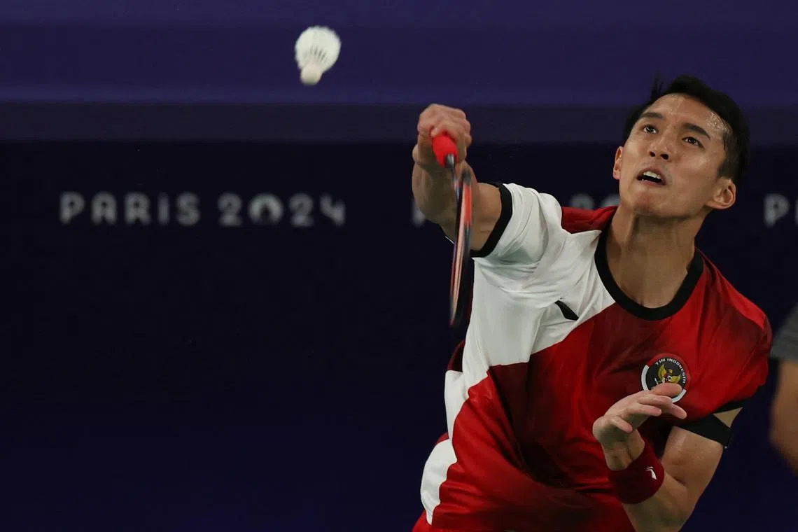 FILE PHOTO: Paris 2024 Olympics - Badminton - Men's Singles Group play stage - Porte de La Chapelle Arena, Paris, France - July 31, 2024. Jonatan Christie of Indonesia in action during the Group L match against Lakshya Sen of India. REUTERS/Hamad I Mohammed/File Photo