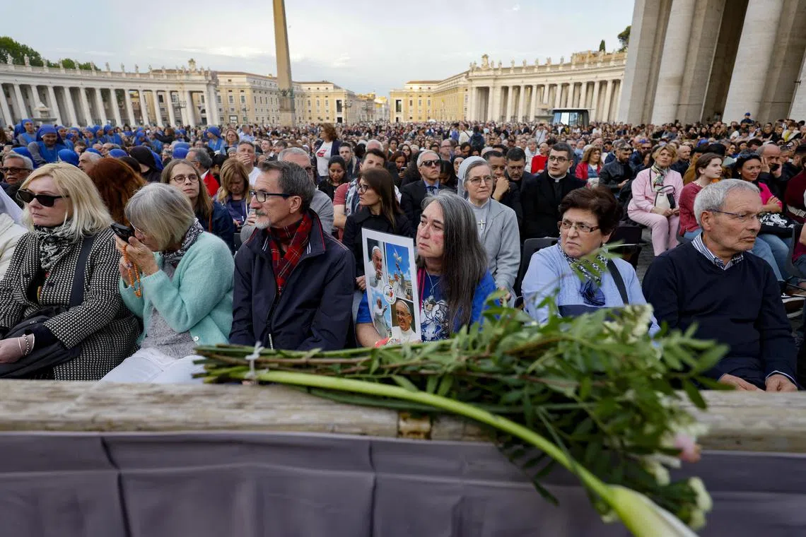 The choosing of the next pontiff could see a coalescing of conservative forces to regain power, says the writer.