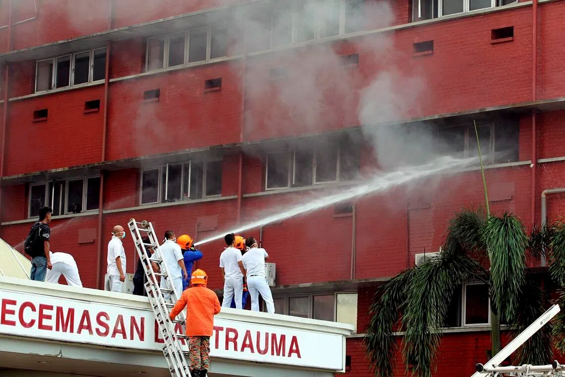 In Portuguese, firefighters are known as “bombeiros”, a word that was gradually adopted by locals in Melaka.