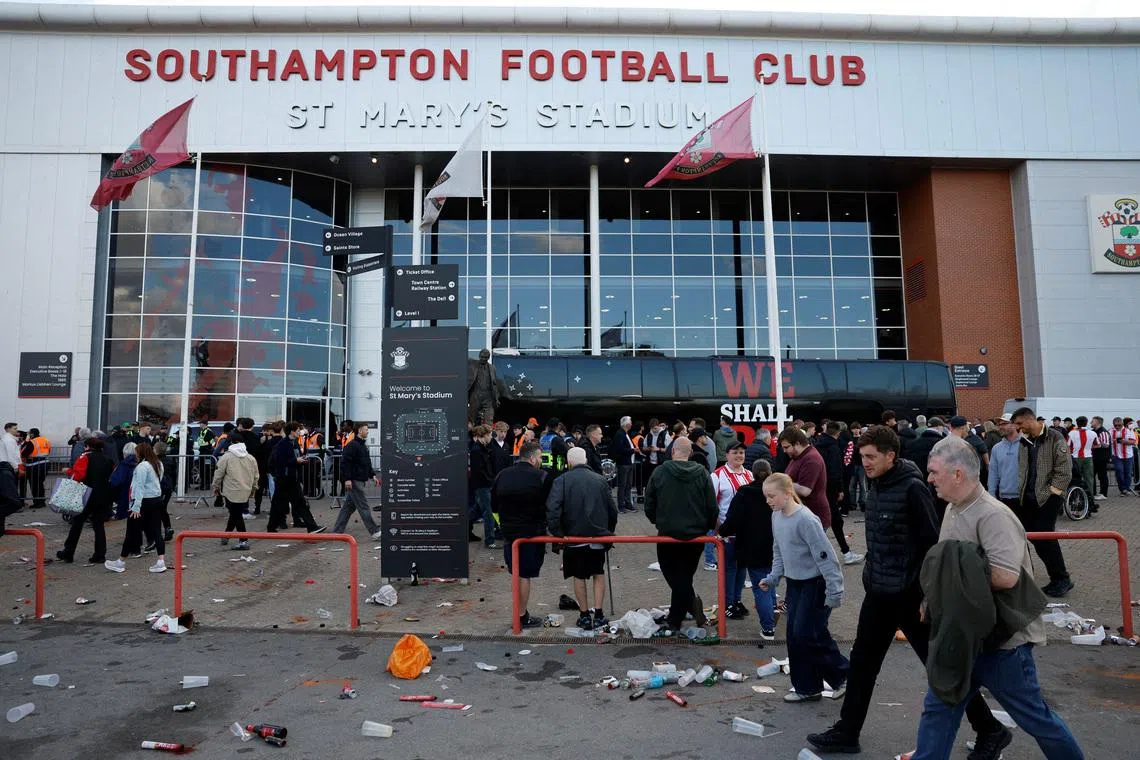 FILE PHOTO: Soccer Football - Championship - Play Offs - Semi Final - Second Leg - Southampton v Middlesbrough - St Mary's Stadium, Southampton, Britain - May 12, 2026 Southampton fans outside the stadium before the match. Action Images/Peter Cziborra/File Photo