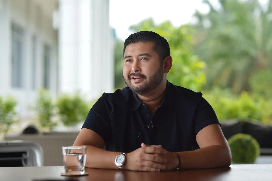 Johor’s Regent Tunku Ismail Sultan Ibrahim announced on Oct 7 that Johor will revert to a Saturday-Sunday weekend next year from the existing Friday-Saturday schedule.