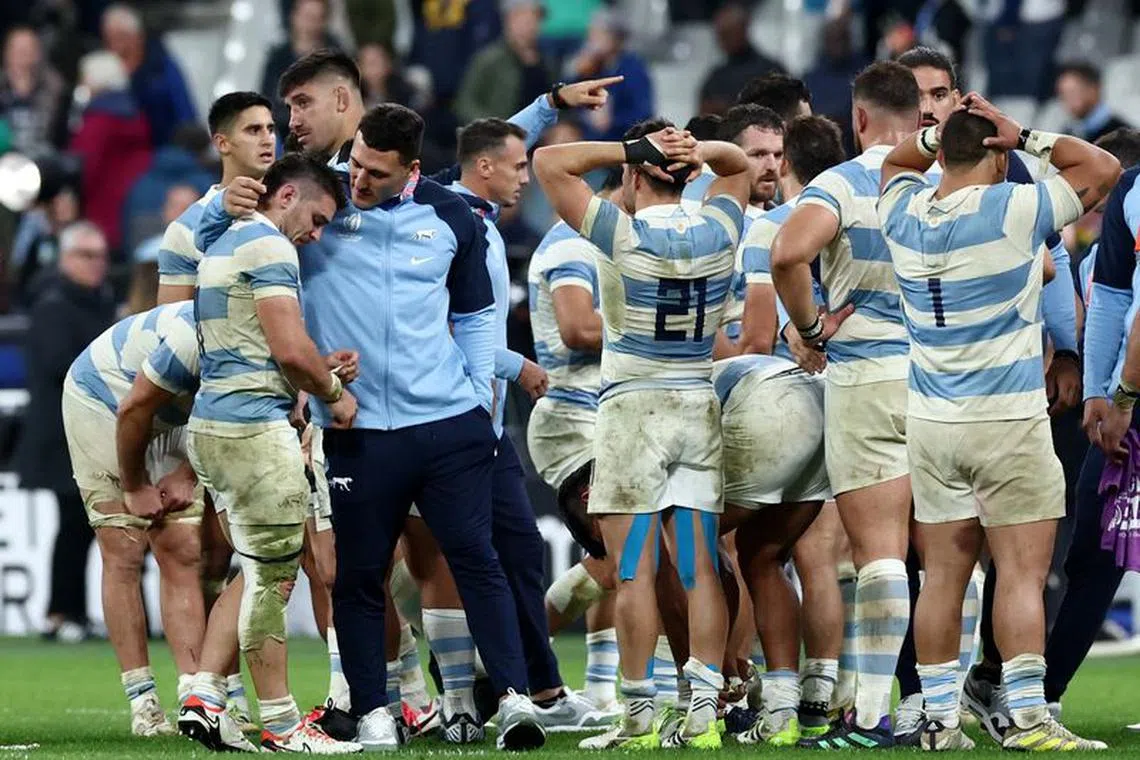 Rugby Union - Rugby World Cup 2023 - Semi Final - Argentina v New Zealand - Stade de France, Saint-Denis, France - October 20, 2023 Argentina players look dejected after the match as they are eliminated from the World Cup REUTERS/Stephanie Lecocq