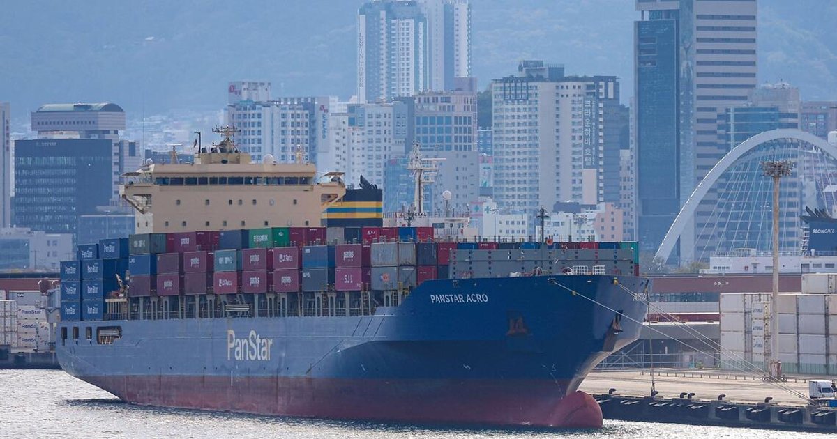 South Korea completes first Arctic container voyage to Europe and back
