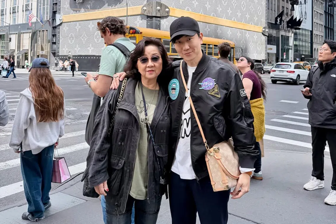 JJ Lin shared a photo with his mother on social media on May 19.