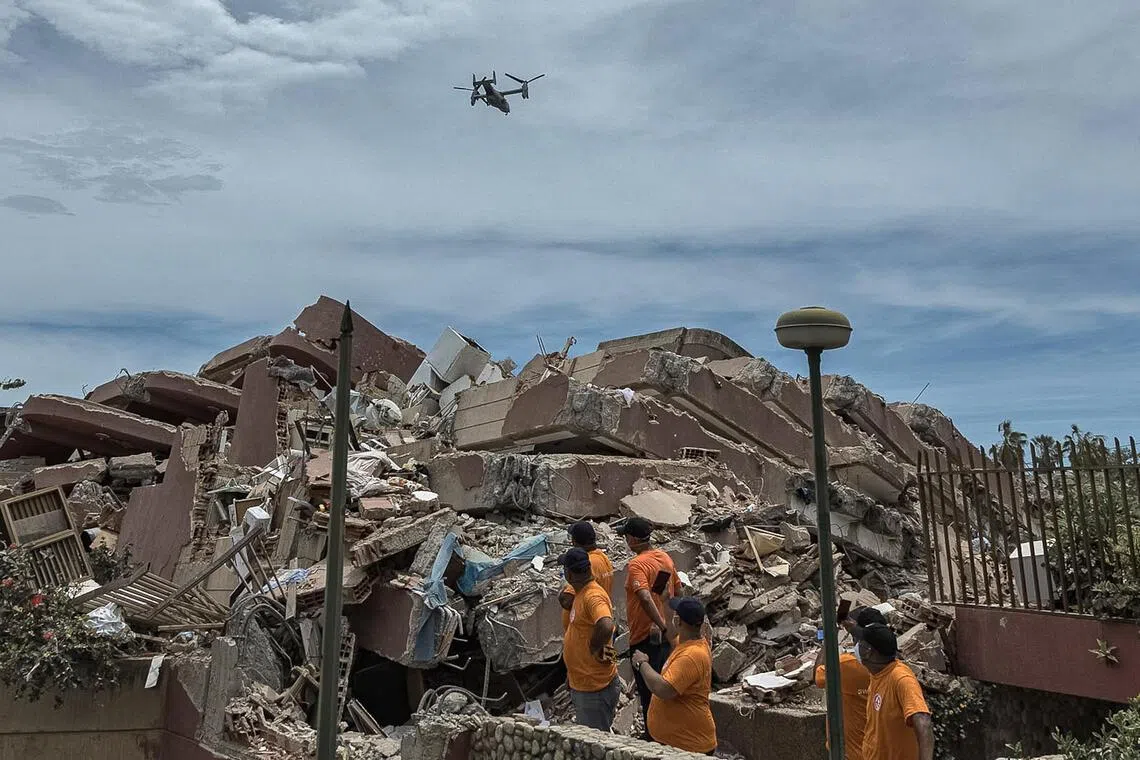 Venezuela government accused of politicising quake relief