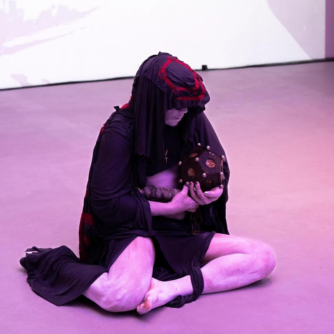 dlcomma - In Morningstar, Elden Zachery plays a techno-cult leader to highlight his worries about people’s growing reliance on artificial intelligence (AI).
Credit: RE:Evente