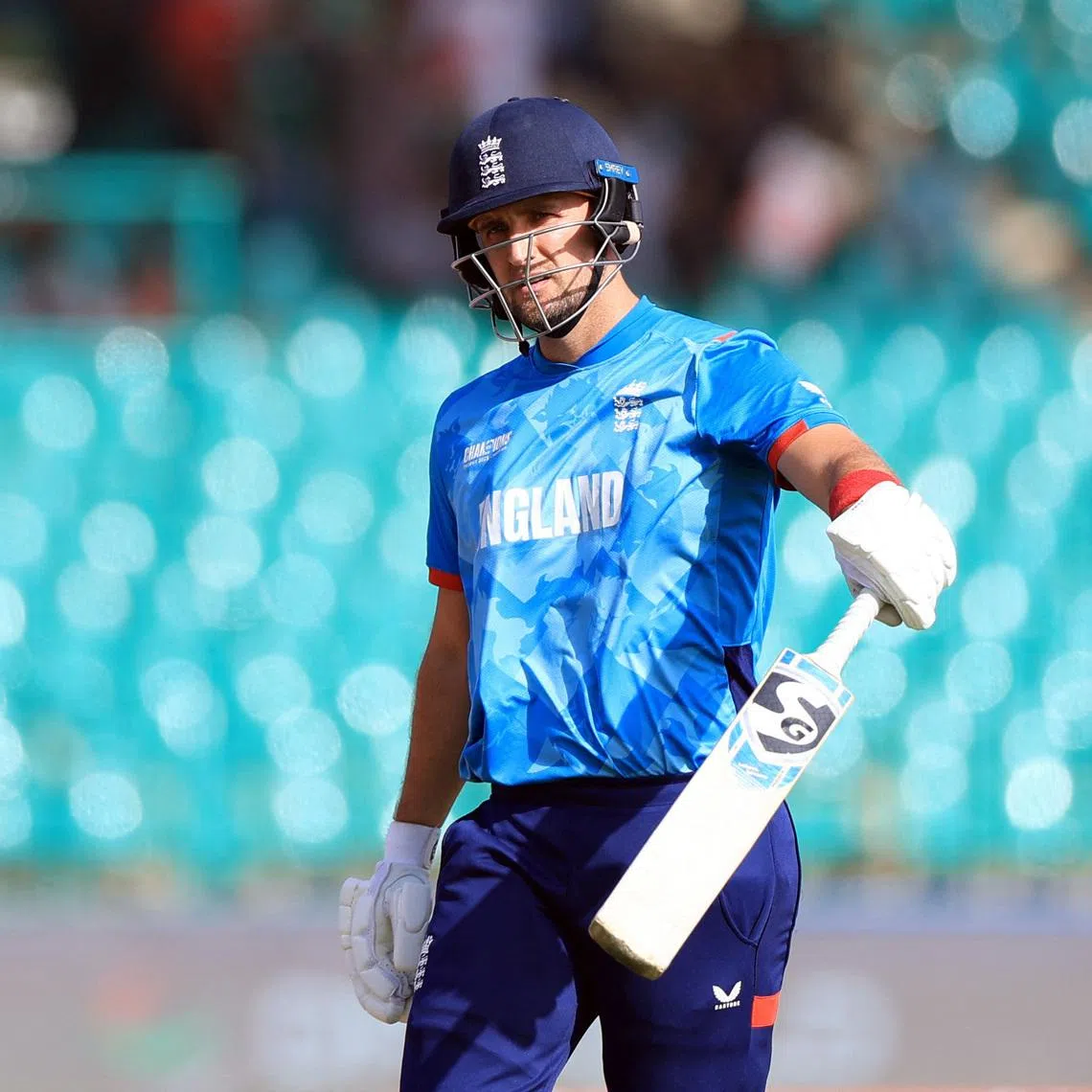 Cricket - ICC Men's Champions Trophy - Group B - England v South Africa - National Stadium, Karachi, Pakistan - March 1, 2025 England's Liam Livingstone walks back to the pavilion after losing his wicket, stumped out by South Africa's Heinrich Klaasen off the bowling of Keshav Maharaj REUTERS/Akhtar Soomro