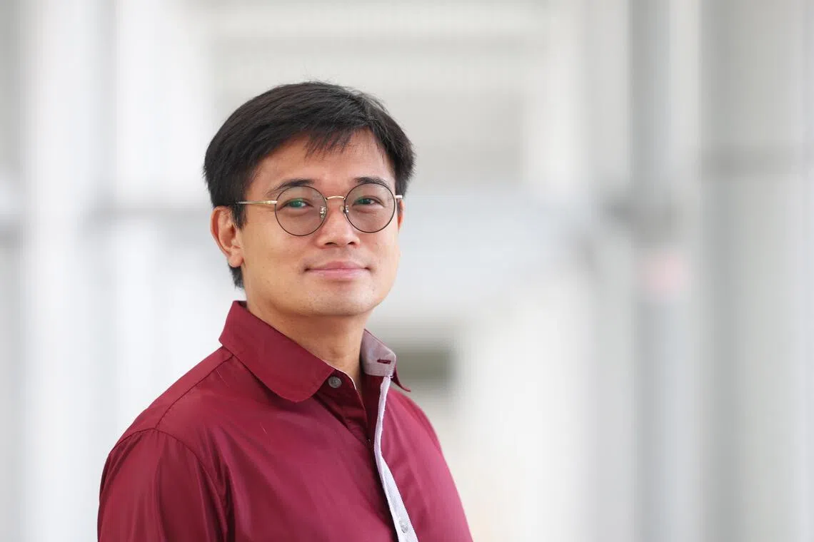 S’porean professor beats Chinese New Year travel rush to return from China for reunion dinner
