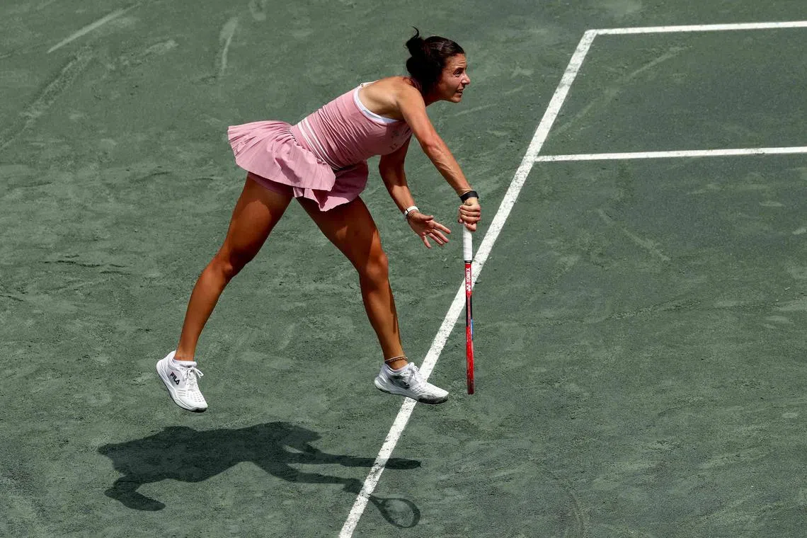 Emma Navarro of the United States serving during her 6-4, 6-3 win over compatriot Hailey Baptiste at the Charleston Open at Credit One Stadium on April 2 in Charleston, South Carolina.  