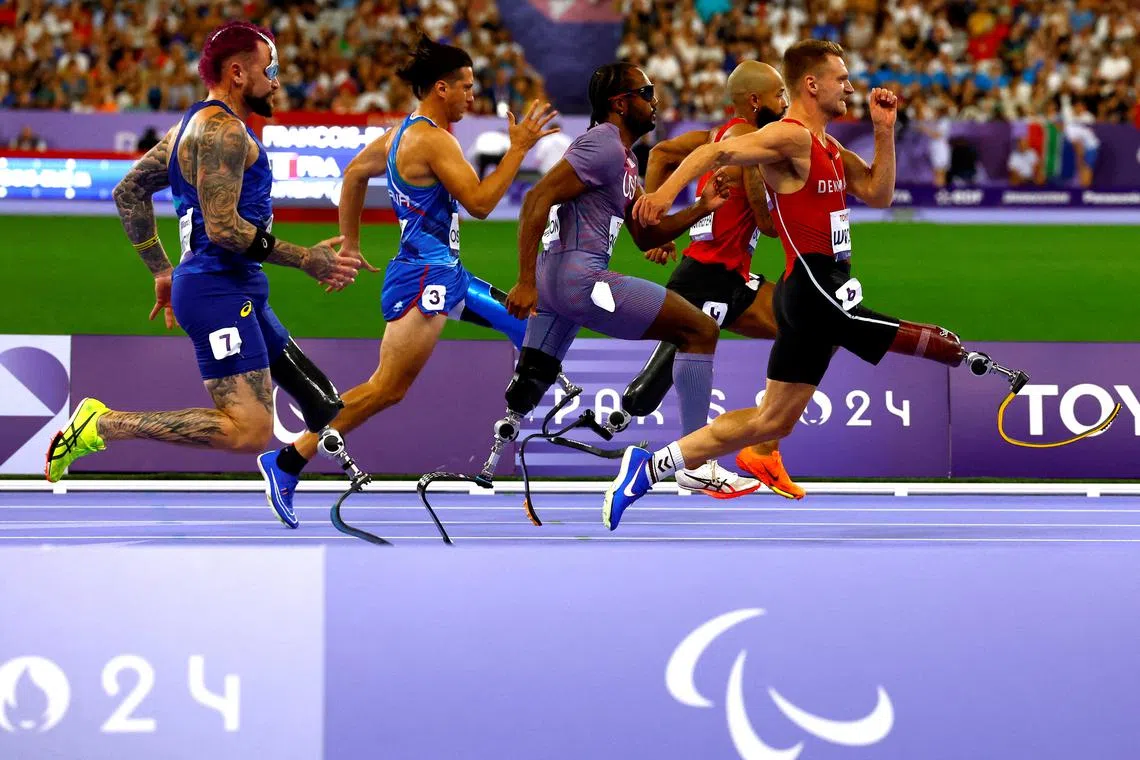Alessandro Ossola of Italy, Leon Schaefer of Germany Desmond Jackson of United States, Daniel Wagner of Denmark and Vinicius Goncalves Rodrigues of Brazil in action during heat 2 OF THE Men's 100m in Stade de France, Saint-Denis, France on Sep 1, 2024