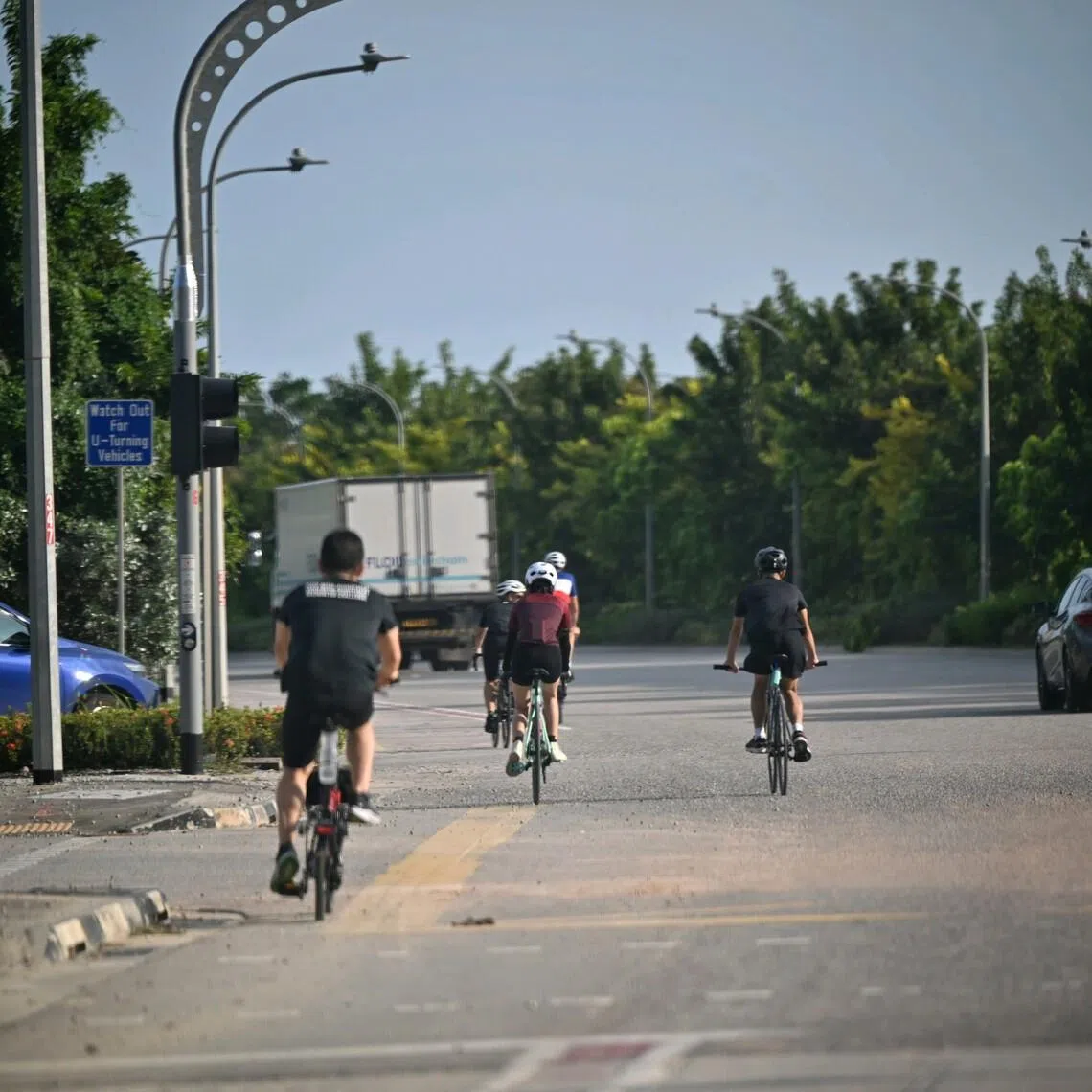 Tanah Merah Coast Road has a straight 10km-long stretch with a dedicated on-road cycling lane from Tanah Merah Ferry Terminal to Changi Ferry Terminal.