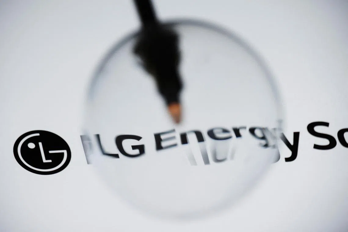 FILE PHOTO: The logo of LG Energy Solution is pictured at its office building in Seoul, South Korea, November 23, 2021. REUTERS/Kim Hong-Ji/File Photo