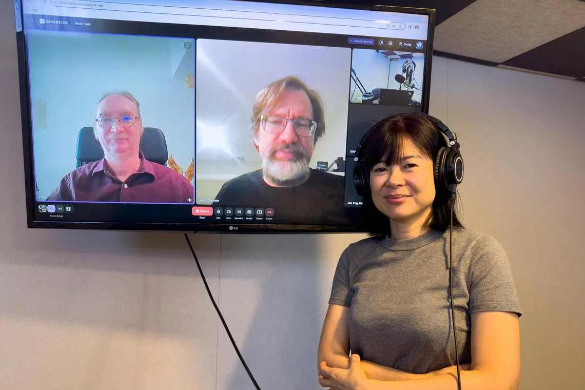 (From left, pictured on screen) Dr Paul Griffin, associate professor of information systems (practice) at the Singapore Management University, Dr Scott Crowder, vice president for IBM quantum adoption and business development and host Krist Boo.