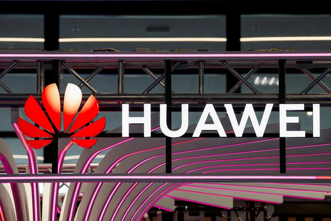 Huawei unveiled on April 11 its first AI-enabled laptop.