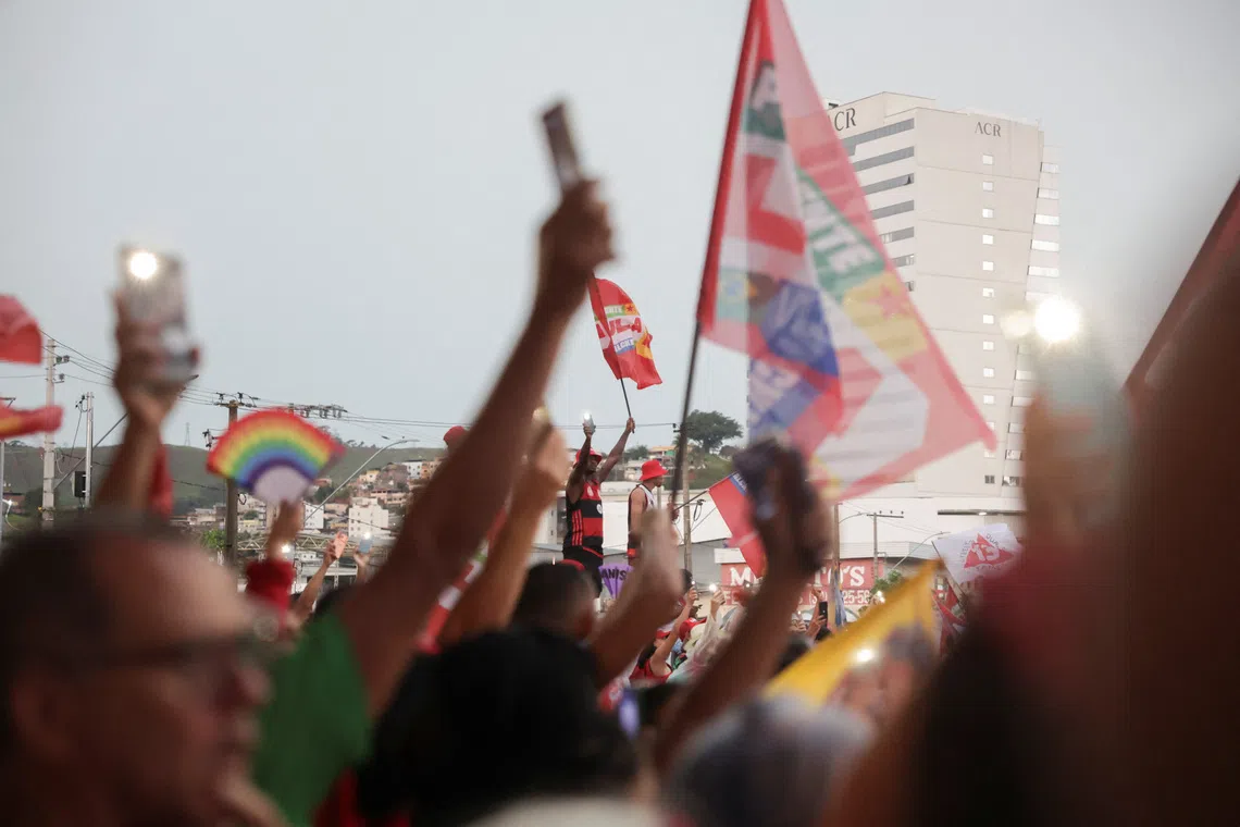Brazil vote approaches with Lula and Bolsonaro polling in close race