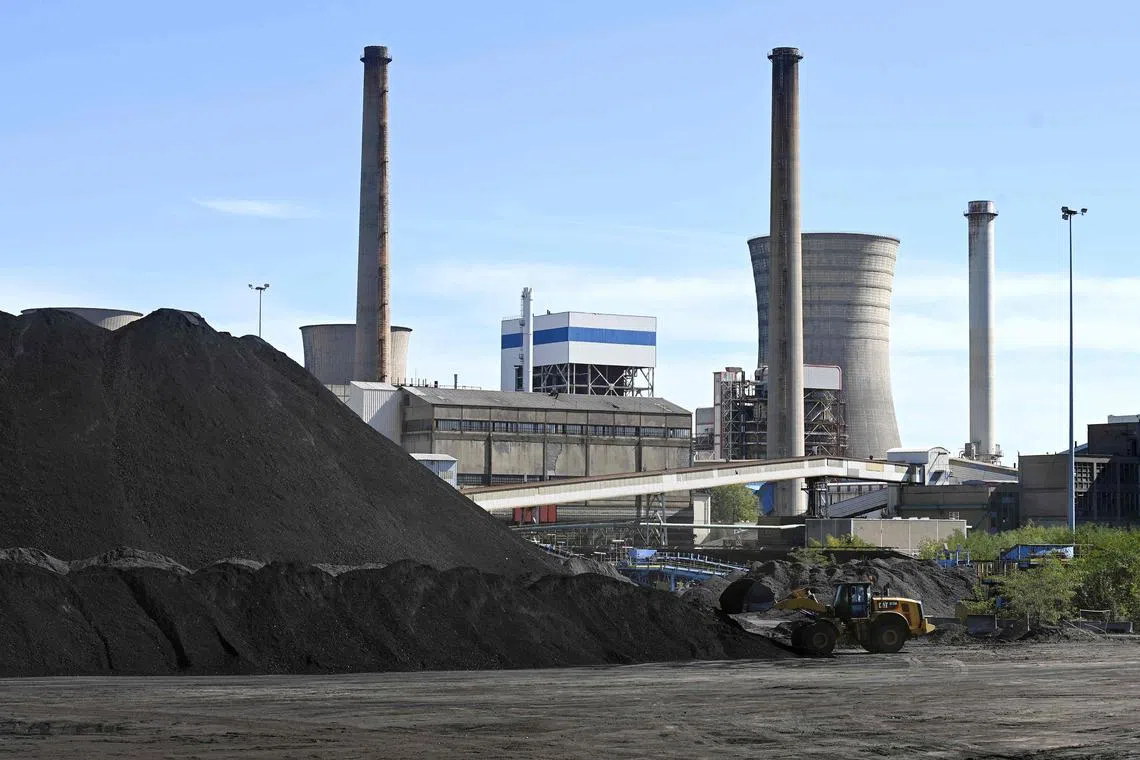 The plan to stop private financing for coal-fired power plants has not been previously reported. 
