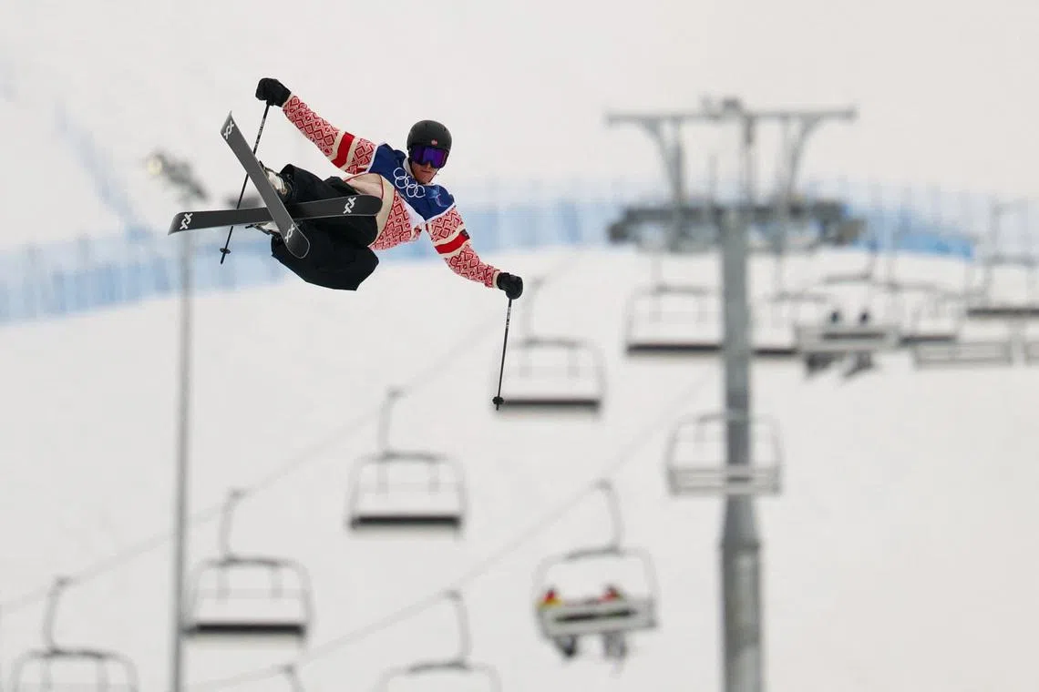 Freestyle-Norway's Ruud grabs gold in men's slopestyle as rivals stumble
