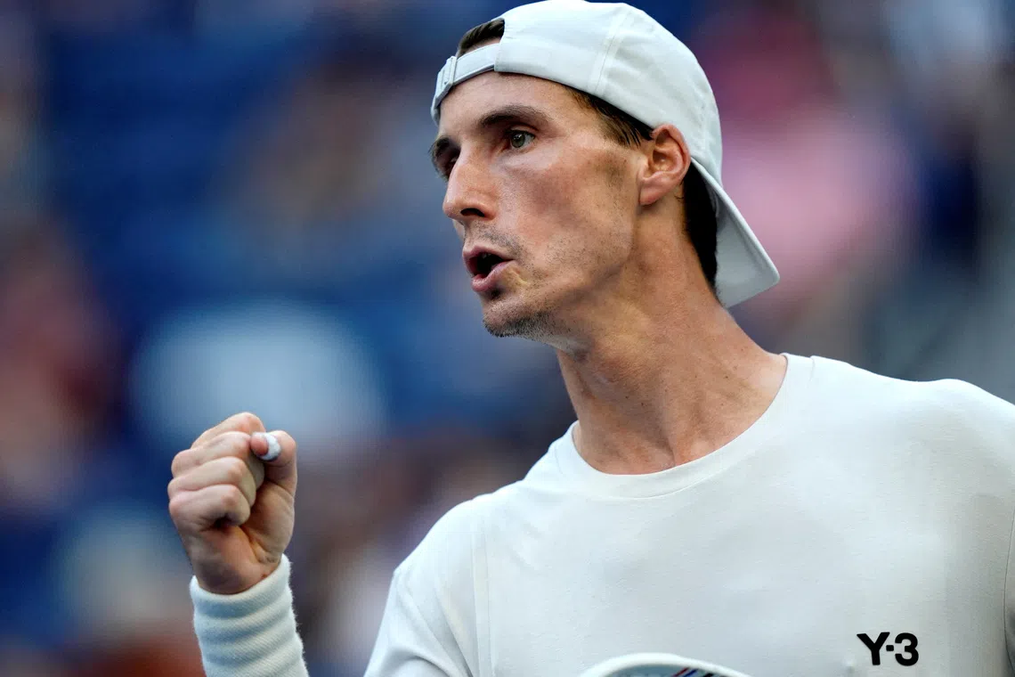 FILE PHOTO: Tennis - U.S. Open - Flushing Meadows, New York, United States - September 4, 2025 Britain's Joe Salisbury reacts during the men's doubles semi final match with Britain's Neal Skupski against New Zealand's Michael Venus and India's Yuki Bhambri REUTERS/Eduardo Munoz/File Photo