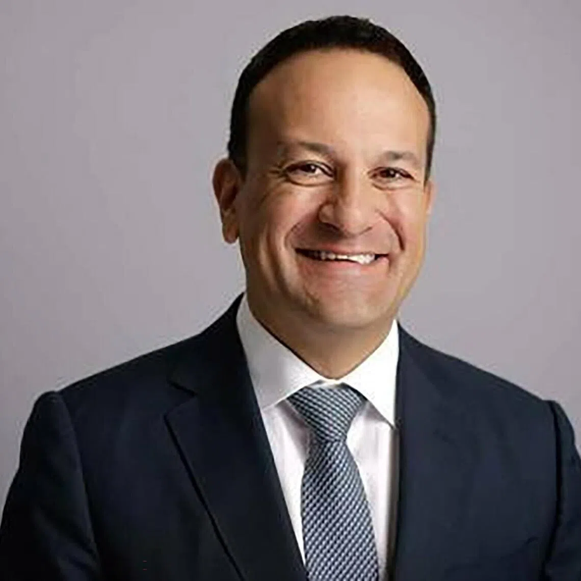 Leo Varadkar notes he is “probably better at reading and writing things down”, adding that putting words on paper helps him refine his thinking. 