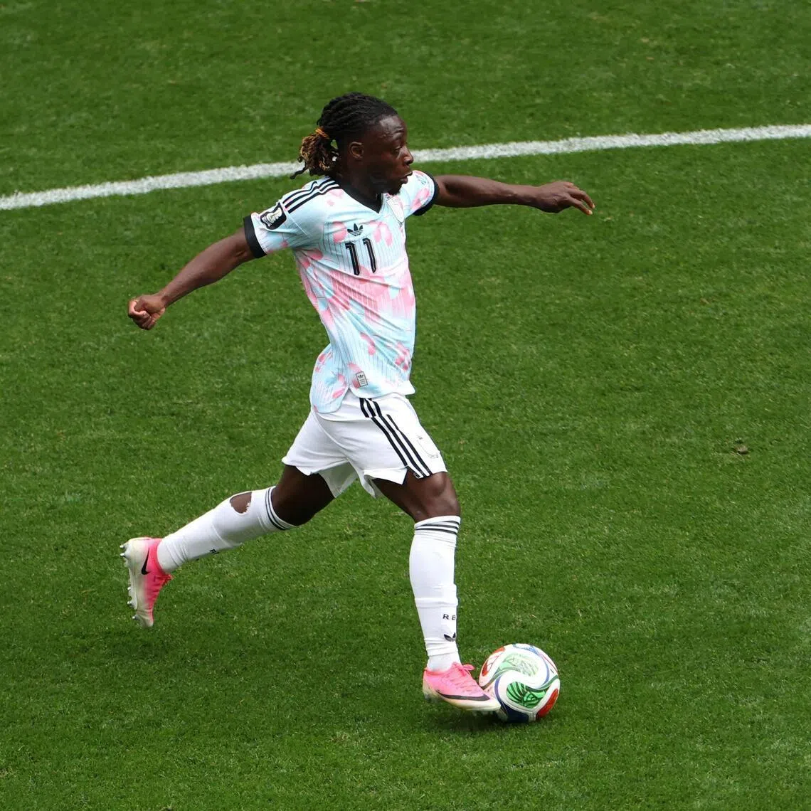 SEATTLE, WASHINGTON - JULY 01: Jeremy Doku #11 of Belgium controls the ball during the FIFA World Cup 2026 Round Of 32 match between Belgium and Senegal at Seattle Stadium on July 01, 2026 in Seattle, Washington.   Emilee Chinn/Getty Images/AFP (Photo by Emilee Chinn / GETTY IMAGES NORTH AMERICA / Getty Images via AFP)