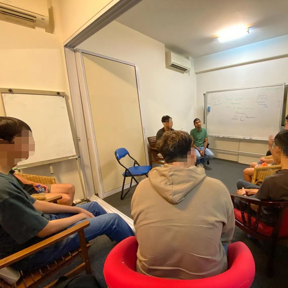 smpact18 - Senior counsellor Gopal Mahey facilitating Pact's support group at the Centre for Psychotherapy in April 2025. Credit: C4P