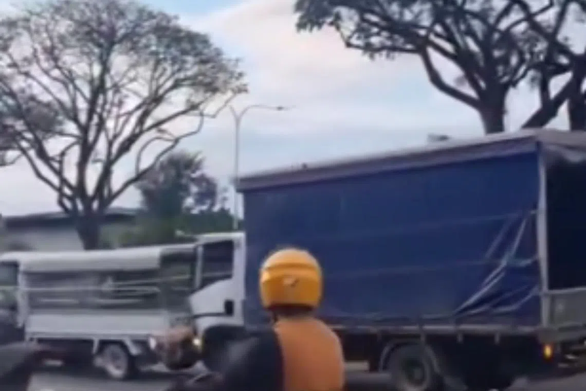 The police and SCDF were alerted to an accident along the AYE towards the MCE before Benoi Road exit at 6.35am on July 4.