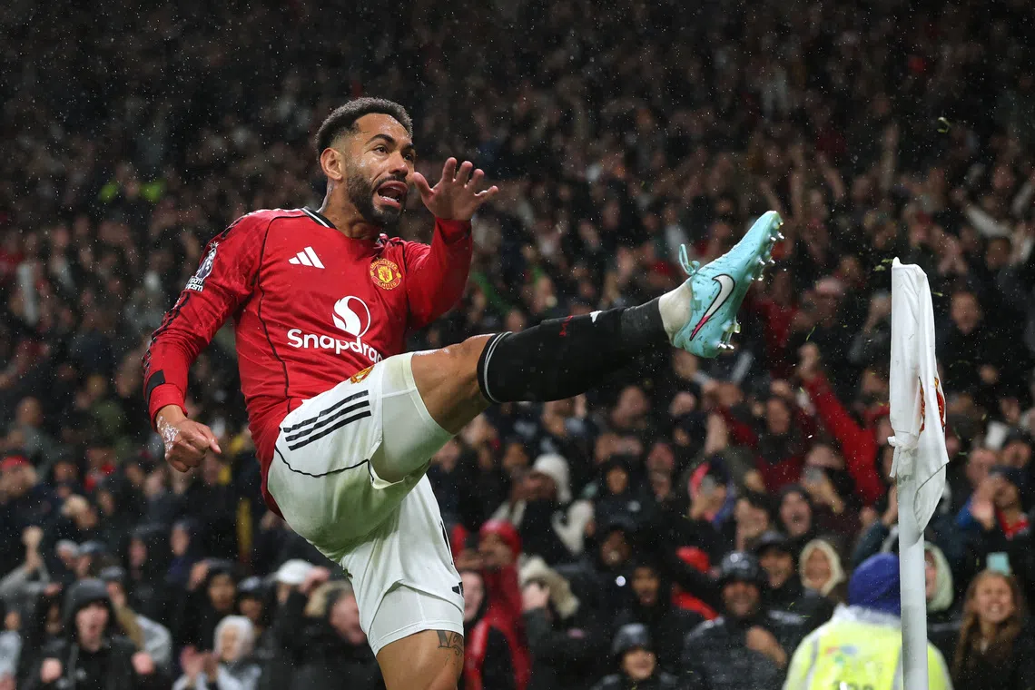 Soccer Football - Premier League - Manchester United v Chelsea - Old Trafford, Manchester, Britain - September 20, 2025 Manchester United's Matheus Cunha celebrates after the match REUTERS/Phil Noble