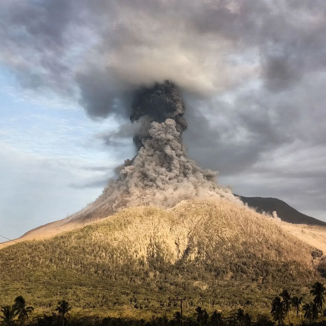 Mount Lewotobi Laki-Laki erupting on Aug 18. The volacno launched into a series of eruptions on the evening of Sept 19.