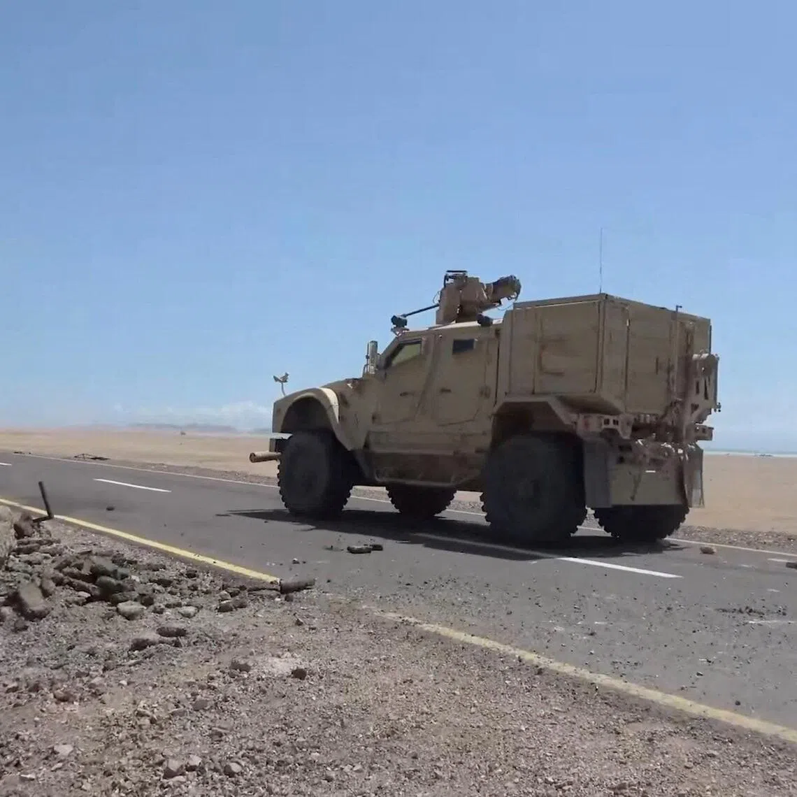 After declaring a counter-offensive, government forces claimed on Oct 5 to have pushed the Houthis out of the Bab al-Mandab area.
