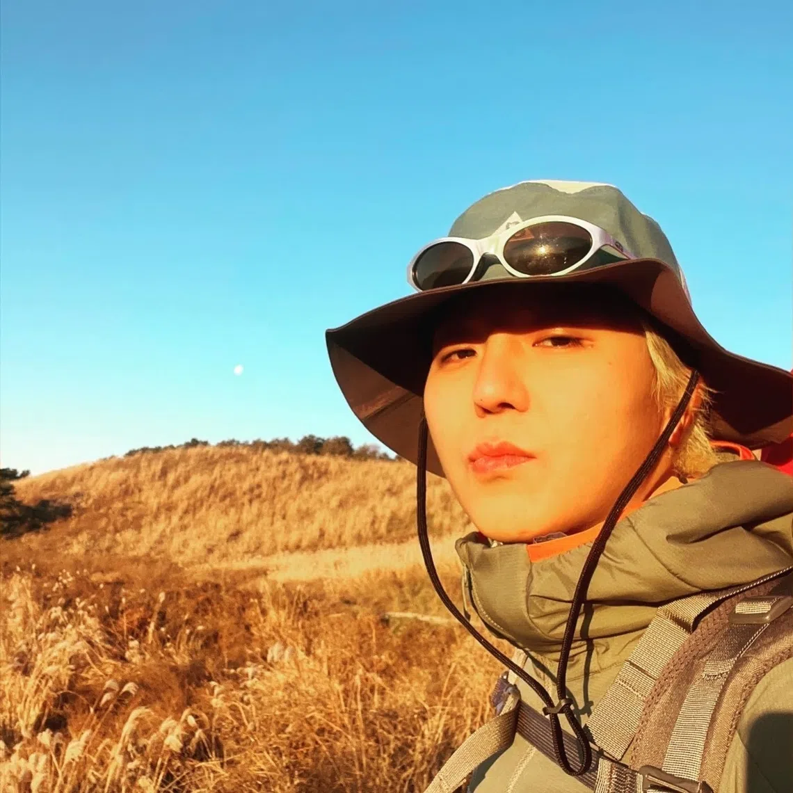 South Korean rapper Mino received a suspended sentence for repeatedly leaving his alternative military service post without authorisation.