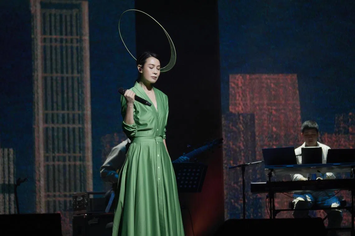 Rene Liu’s 2½-hour concert at The Star Theatres was packed with confessional, diaristic ballads that reflect on old wounds.