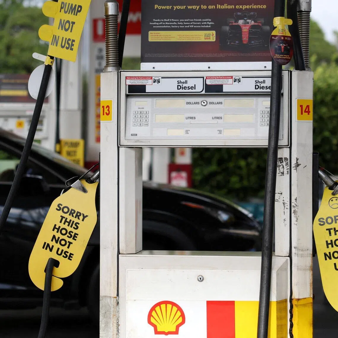 Hundreds of service stations had run out of diesel nationally and over a hundred were without unleaded petrol.