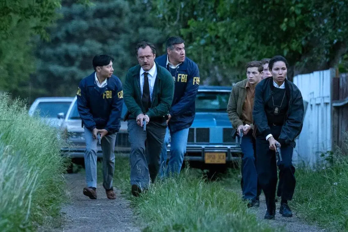 adjude04 - Jude Law in The Order



Source/copyright: Prime Video