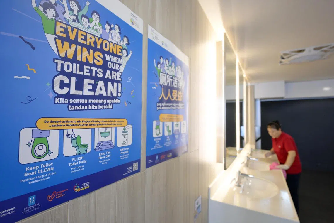 yqtoilet21/ST20241121_202450800756/Ng Sor Luan/Campaign posters on the walls of toilets at Senja Hawker Centre.
//
Senior Parliamentary Secretary for Sustainability and the Environment Mr Baey Yam Keng launched the Cleaner Public Toilets 2024 Campaign on Nov 21, 2024 at Senja Hawker Centre.