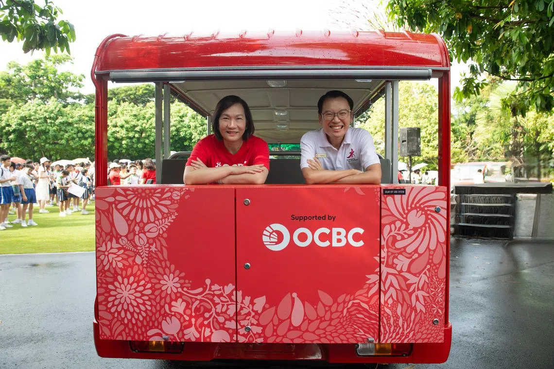 jlsolar23 - OCBC’s Group CEO Helen Wong (in red) with Gardens by the Bay chief executive Felix Loh at the launch of OCBC solar powered cruisers at Gardens by the Bay on October 23, 2024. 


Source: OCBC