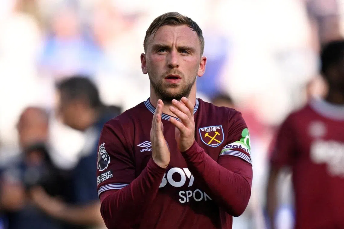 FILE PHOTO: Soccer Football - Premier League - West Ham United v Leeds United - London Stadium, London, Britain - May 24, 2026 West Ham United's Jarrod Bowen reacts after West Ham United are relegated from the Premier League REUTERS/Tony O Brien/File Photo