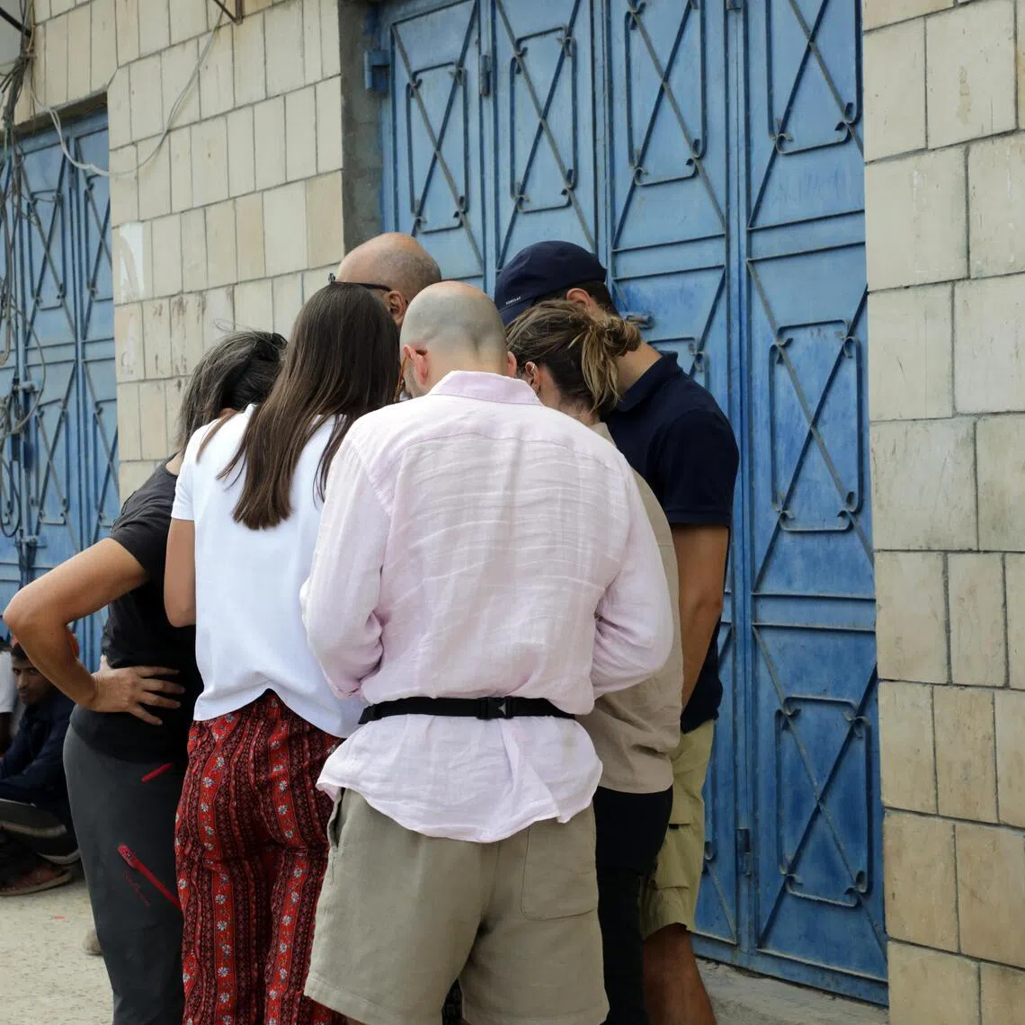 Air traffic at the island’s main airport came to a halt as a deepening crisis between the UAE and Saudi Arabia translated into fresh conflict on Yemen’s mainland. 