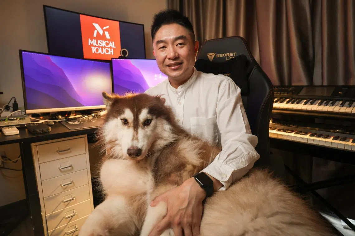 ST20250113_202544400318: Gin Tay/ samoney/ Sue Ann Tan/
Profile photo of Alvin Khoo, 39, Founder of Musical Touch and Singapore Funeral Live Band, with his six years old husky, Charles, at his condo in Gem Residences on Jan 13, 2025.