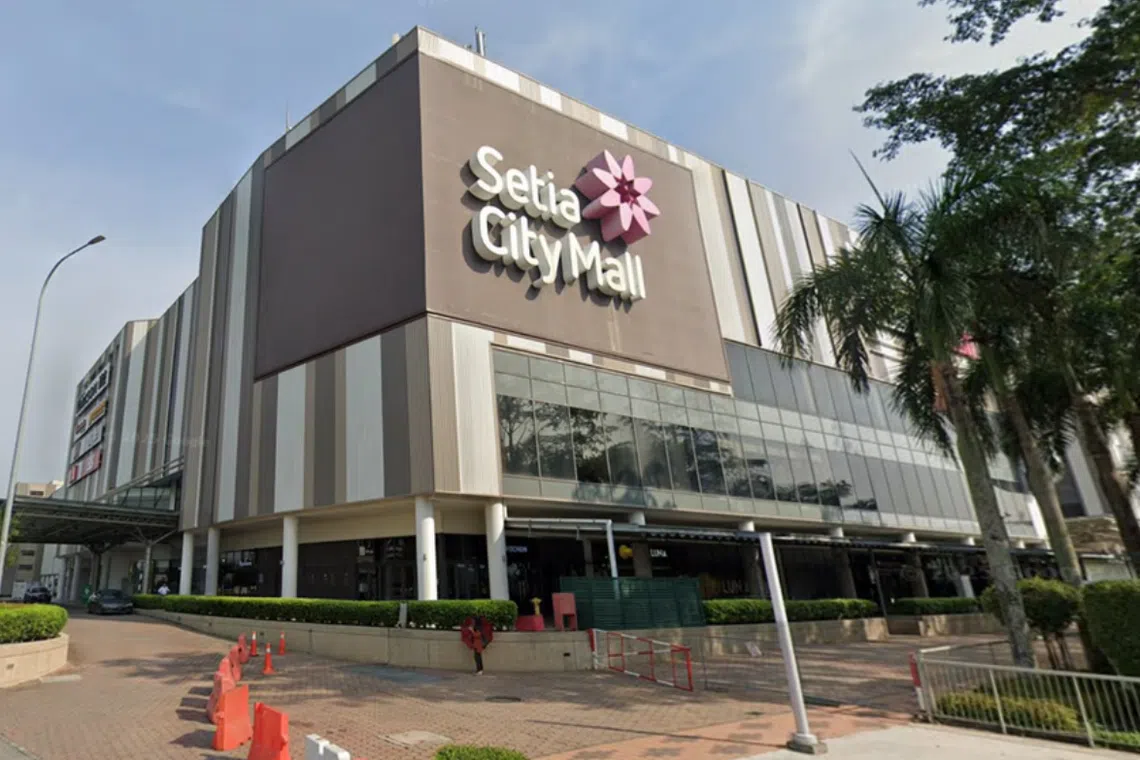 A man with multiple cases in his criminal record was identified as the gunman who fired several shots at the shopping mall in Setia Alam.